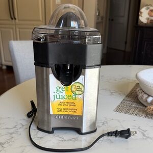 Cuisinart Silver and Black Electric Juicer